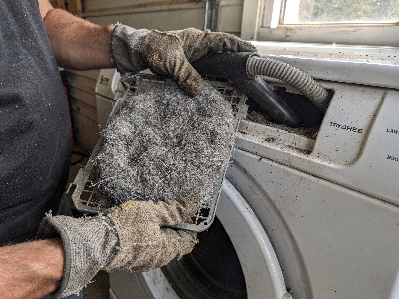 Cleaning Dryer Lint Trap service in College Park, GA